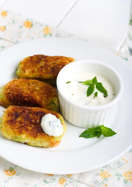 Zucchini crocketts — Stock Photo, Image