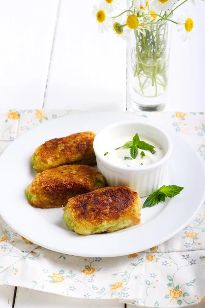 Zucchini crocketts — Stock Photo, Image