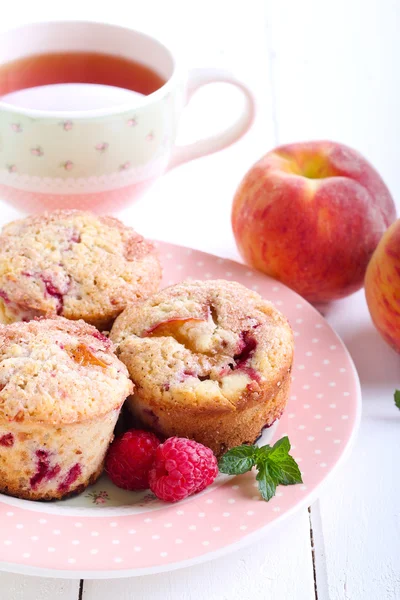 Peach melba cakes — Stock Photo, Image