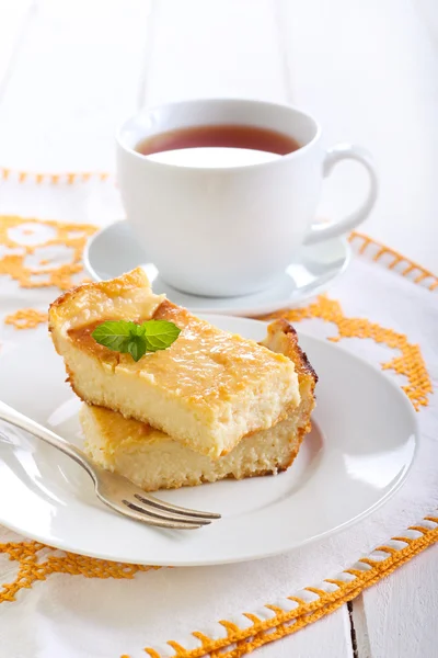 Tranches de gâteau au fromage fait maison — Photo