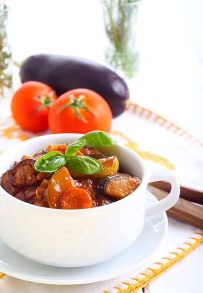 Vegetable stew with sauce — Stock Photo, Image