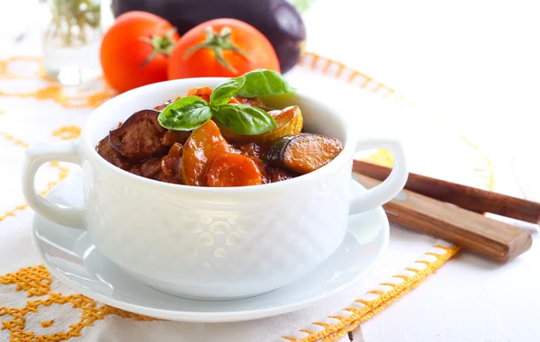 Vegetable stew with sauce — Stock Photo, Image