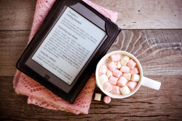 Sıcak çikolata meşrubatının hatmi ile 