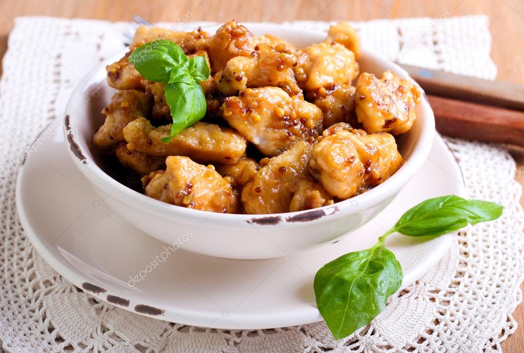 Куриная грудка в горчичном соусе. Крылья в медово соевом соусе. Куриное филе в соевом соусе. Куриное филе в медовом соусе. Острые крылышки барбекю.