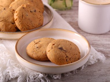 Peanut butter cookies with chocolate bits