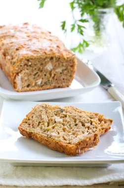 Peynirli bitki ekmek