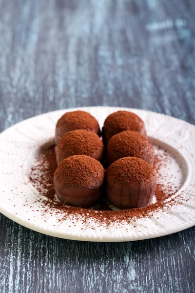 Homemade chocolate truffle candies — Stock Photo, Image