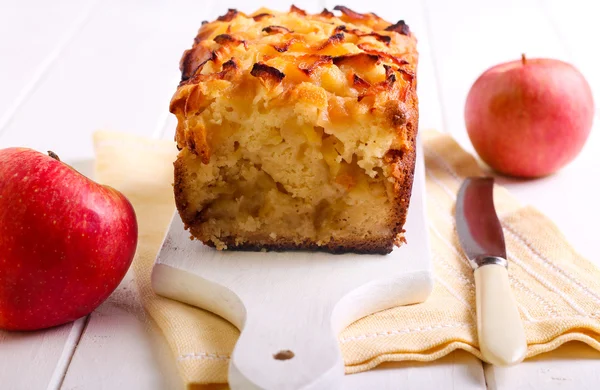 Яблочная начинка и яблочный торт — стоковое фото