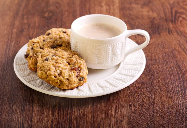 Havre, russin och choklad chip cookies — Stockfoto