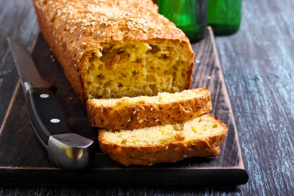 Savory bread loaf — Stock Photo, Image