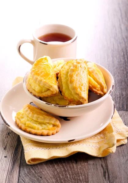 Biscoitos recheados com queijo — Fotografia de Stock