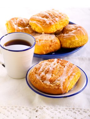 Sır ile streusel kabak tatlı rulolar