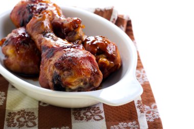 kızarmış tavuk drumsticks 
