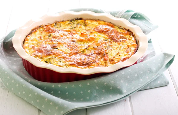 Kohl und Hühnchen backen — Stockfoto