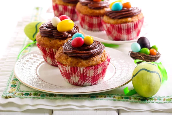 Ostern Cupcakes mit Schokolade — Stockfoto
