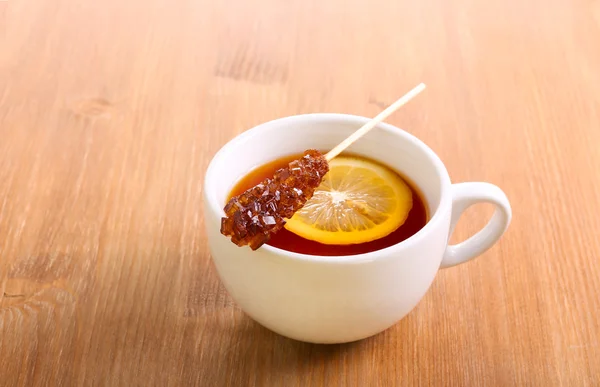 Cup of black tea with lemon — Stock Photo, Image