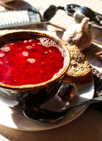 Borscht vermelho com beterraba e feijão — Fotografia de Stock