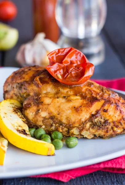 Chicken fillet baked in spices and tomato sauce — Stock Photo, Image