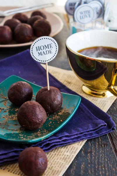 Hälsosam choklad med linser och kakao, dessert — Stockfoto