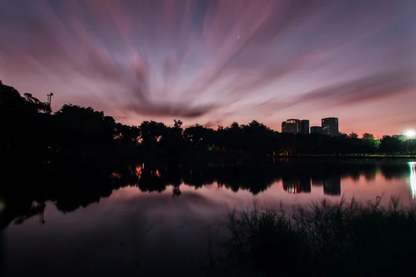 Siluet landscap gökyüzü ve gün batımı