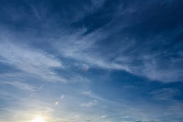 Cielo e nuvole — Foto Stock