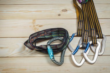 Dağcılık ve kaya tırmanışı için donatım