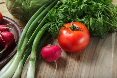 Vejetaryen yiyecekler. Taze yeşil sebze