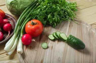 Vejetaryen yiyecekler. Taze yeşil sebze