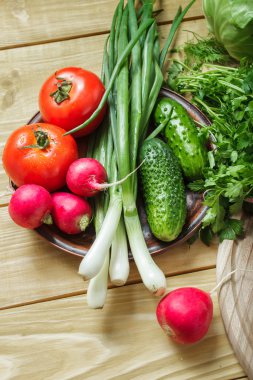 Vejetaryen yiyecekler. Taze yeşil sebze