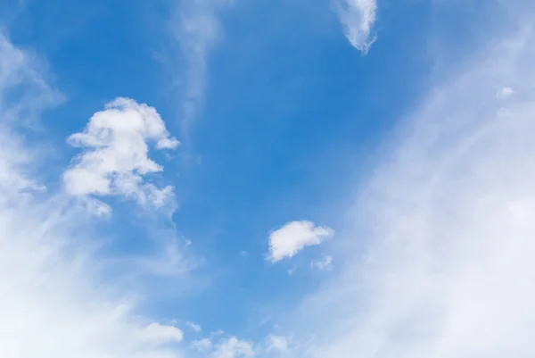 Nube de cielo azul — Foto de Stock