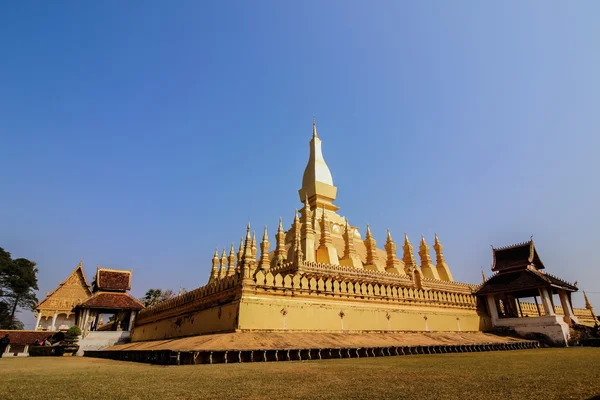 Pha That Luang emlékmű, Vientiane — Stock Fotó