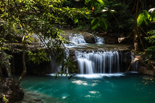 Tayland Erawan waterfall1