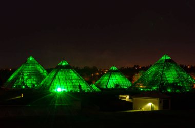 Muttart Sığınağı, Edmonton Kanada