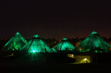 Muttart Sığınağı, Edmonton Kanada