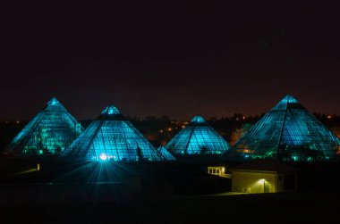 Muttart Sığınağı, Edmonton Kanada