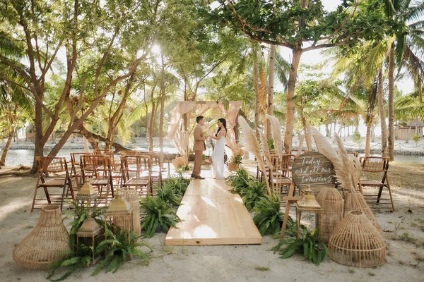 Romantic Wedding Set Beach Royalty Free Stock Images