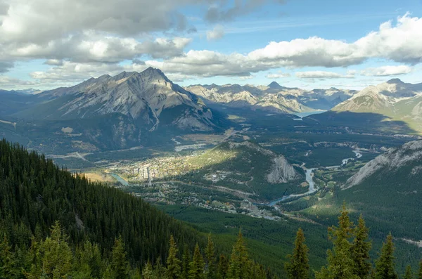 Krajobraz Chmurami Banff Alberta Kanada — Zdjęcie stockowe