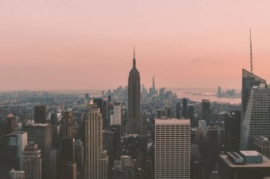 Günbatımında Empire State binasının görüntüsü, NYC, Amerika Birleşik Devletleri.