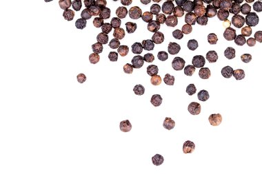 tatlı beyaz arka planda siyah biber kurutulmuş