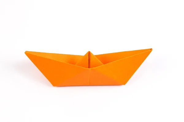 Barca di carta su sfondo bianco — Foto Stock