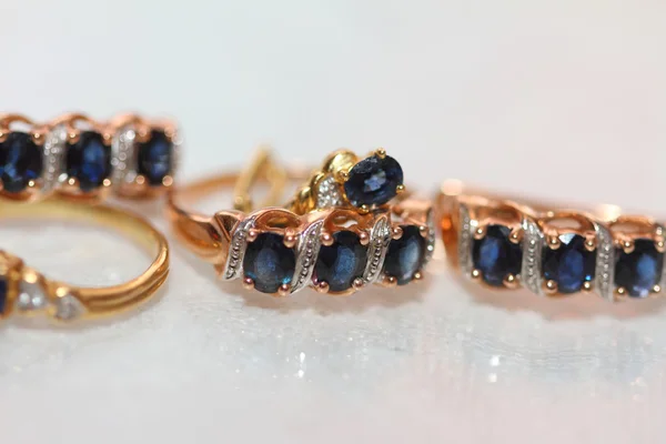 Sapphires and reflection — Stock Photo, Image