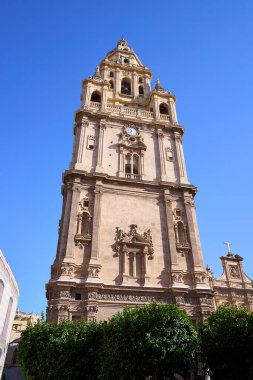 Murcia kilisesinin çanları.