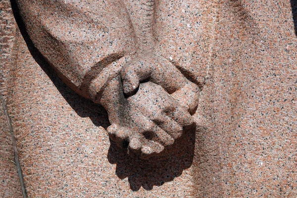 Kiev, Ukrayna 12 Temmuz 2019: Ukrayna halkına yapılan anıtın 