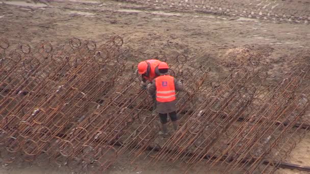 Les Travailleurs Cycle Zéro Constituent Base — Video