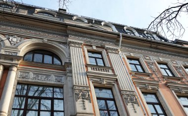 Kiev, Ukrayna 09 Aralık 2019: Kiev kentindeki binaların mimari dekorasyonları