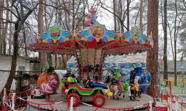 Kiev, Ukrayna 10 Ocak 2021: Kiev kentindeki çocuk eğlenceleri