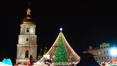 2021 yılı için Kiev Meydanı 'ndaki Merkez Noel ağacı.