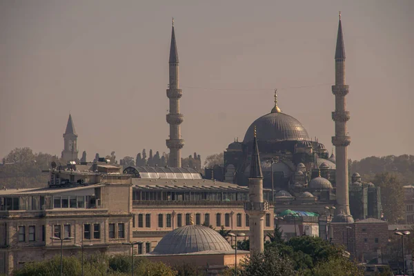 Stadtbild und Straßenszene aus Istanbul, Türkei, 2018 — Stockfoto