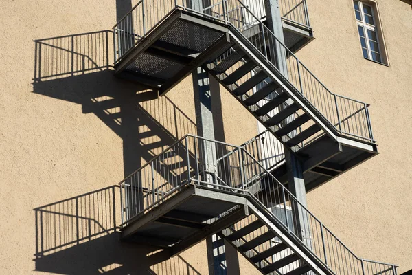 Emergency stairs from a building in Berlin, Germany, 2019 — Stock Photo, Image