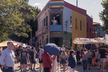 Buenos Aires 'ten sokak manzarası ve mimari, Arjantin Ekim 2019